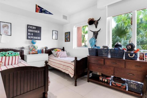 Condo in Key Biscayne, Florida, 3 bedrooms  № 1819734 - photo 25
