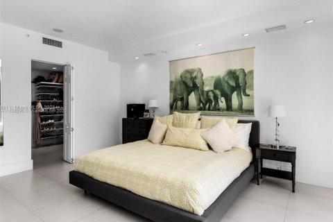 Condo in Key Biscayne, Florida, 3 bedrooms  № 1819734 - photo 20