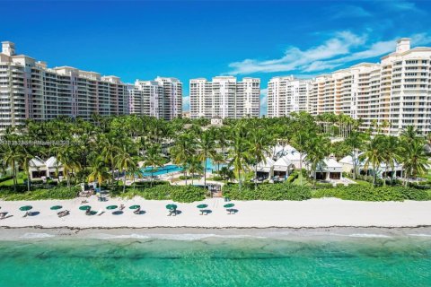 Condo in Key Biscayne, Florida, 3 bedrooms  № 1819734 - photo 6