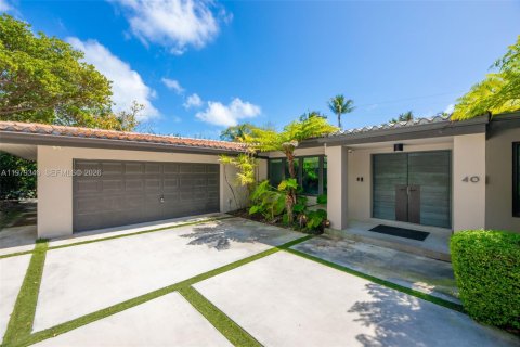 Villa ou maison à louer à Coral Gables, Floride: 5 chambres, 321.26 m2 № 2046158 - photo 17