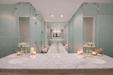 Villa ou maison à louer à Coral Gables, Floride: 5 chambres, 321.26 m2 № 2046158 - photo 6