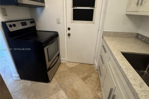 Condominio en Fort Lauderdale, Florida, 1 dormitorio  № 2085904