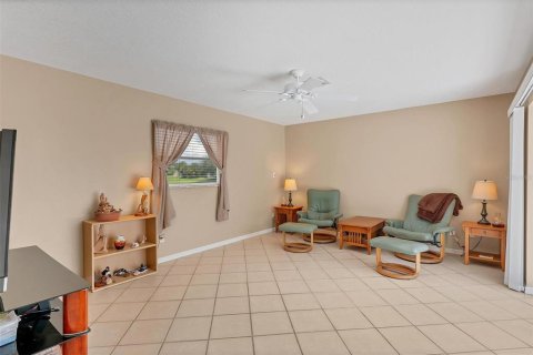 House in Rotonda, Florida 3 bedrooms, 178.19 sq.m. № 1342195 - photo 20