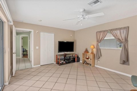 House in Rotonda, Florida 3 bedrooms, 178.19 sq.m. № 1342195 - photo 21