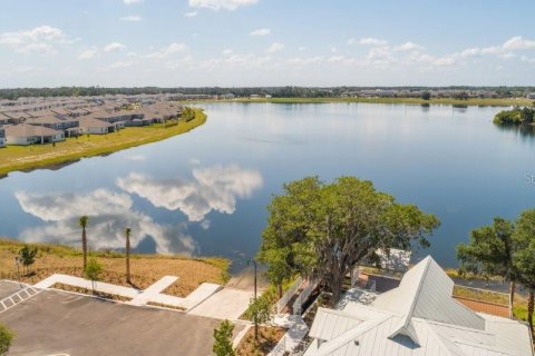 House in Lake Alfred, Florida 3 bedrooms, 138.15 sq.m. № 1894933 - photo 16