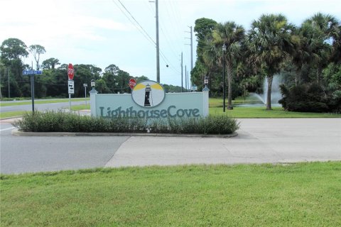 House in Oak Hill, Florida 2 bedrooms, 164.53 sq.m. № 1640640 - photo 20