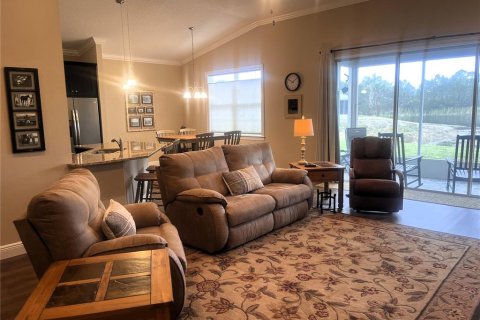 House in Oak Hill, Florida 2 bedrooms, 164.53 sq.m. № 1640640 - photo 7