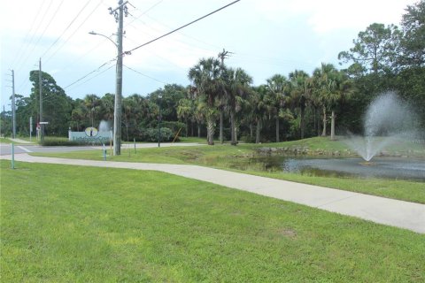 House in Oak Hill, Florida 2 bedrooms, 164.53 sq.m. № 1640640 - photo 21