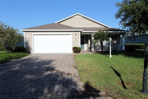 House in Oak Hill, Florida 2 bedrooms, 164.53 sq.m. № 1640640 - photo 1
