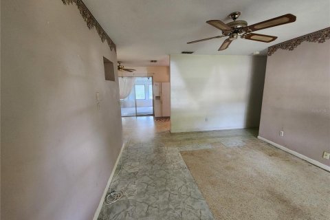 House in Auburndale, Florida 3 bedrooms, 95.5 sq.m. № 1769216 - photo 7