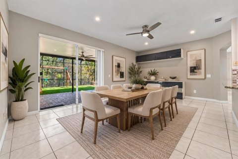 Villa ou maison à vendre à Orlando, Floride: 4 chambres, 206.52 m2 № 2433238 - photo 4