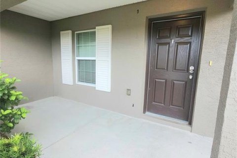 Villa ou maison à louer à Ocala, Floride: 3 chambres, 136.85 m2 № 2407083 - photo 2
