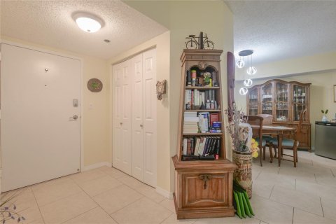 Copropriété à vendre à Lauderhill, Floride: 2 chambres, 130.71 m2 № 2145988 - photo 8