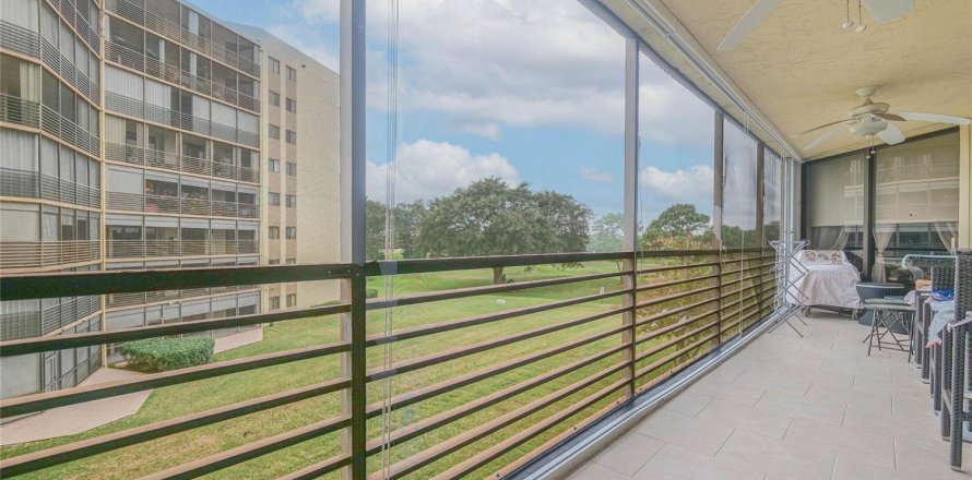 Condo à Lauderhill, Floride, 2 chambres № 2145988