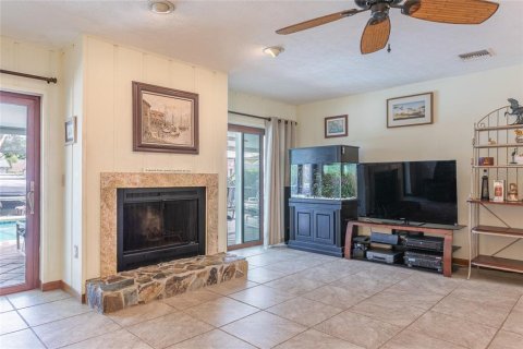 Casa en venta en Tampa, Florida, 4 dormitorios, 217.39 m2 № 2195865 - foto 20