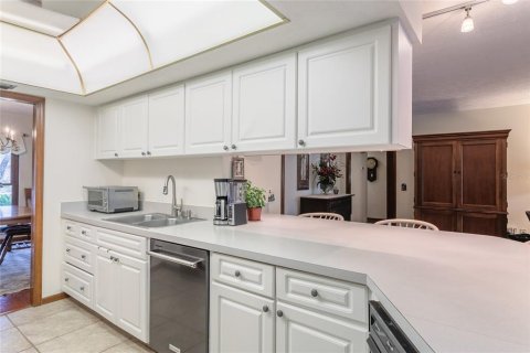 Casa en venta en Tampa, Florida, 4 dormitorios, 217.39 m2 № 2195865 - foto 17