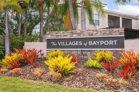 Casa en venta en Tampa, Florida, 4 dormitorios, 217.39 m2 № 2195865 - foto 7