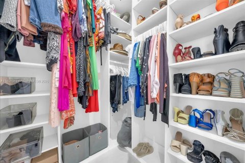 Casa en venta en Lehigh Acres, Florida, 4 dormitorios, 194.63 m2 № 1949324 - foto 24