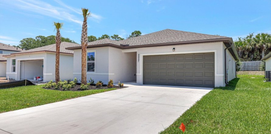 House in Fort Pierce, Florida 4 bedrooms, 150.13 sq.m. № 1207531