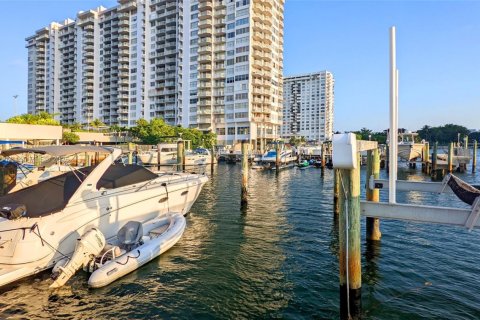 Copropriété à louer à Aventura, Floride: 1 chambre, 93.37 m2 № 1743854 - photo 29