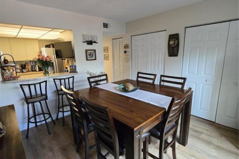 Condominio en venta en Miami, Florida, 2 dormitorios, 121.52 m2 № 1896227 - foto 21