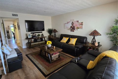 Condominio en venta en Miami, Florida, 2 dormitorios, 121.52 m2 № 1896227 - foto 7