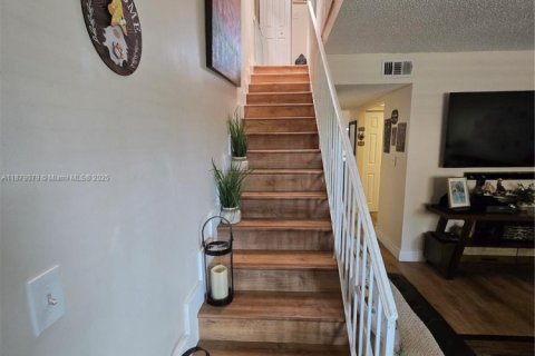 Condominio en venta en Miami, Florida, 2 dormitorios, 121.52 m2 № 1896227 - foto 8