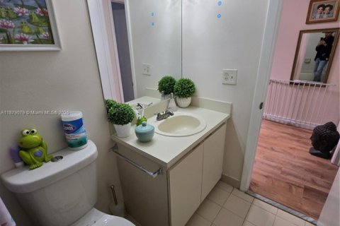 Condominio en venta en Miami, Florida, 2 dormitorios, 121.52 m2 № 1896227 - foto 28