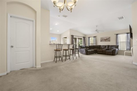 Villa ou maison à vendre à Davenport, Floride: 4 chambres, 165.18 m2 № 2403237 - photo 18