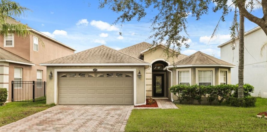 Villa ou maison à Davenport, Floride 4 chambres, 165.18 m2 № 2403237
