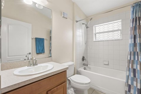 Villa ou maison à vendre à Davenport, Floride: 4 chambres, 165.18 m2 № 2403237 - photo 15