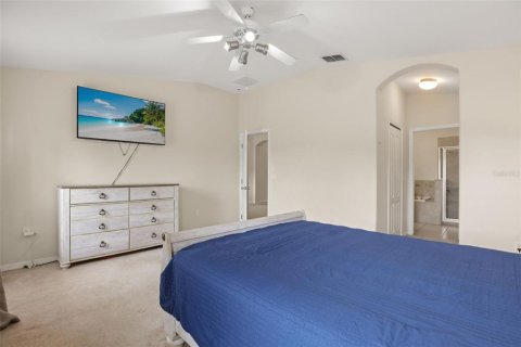 Villa ou maison à vendre à Davenport, Floride: 4 chambres, 165.18 m2 № 2403237 - photo 8