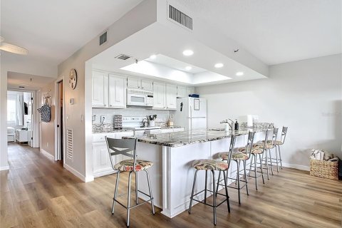 Copropriété à vendre à Indian Rocks Beach, Floride: 2 chambres, 98.01 m2 № 2097154 - photo 3