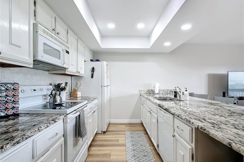 Copropriété à vendre à Indian Rocks Beach, Floride: 2 chambres, 98.01 m2 № 2097154 - photo 6