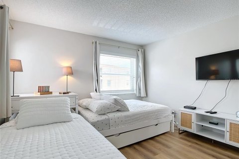 Copropriété à vendre à Indian Rocks Beach, Floride: 2 chambres, 98.01 m2 № 2097154 - photo 13
