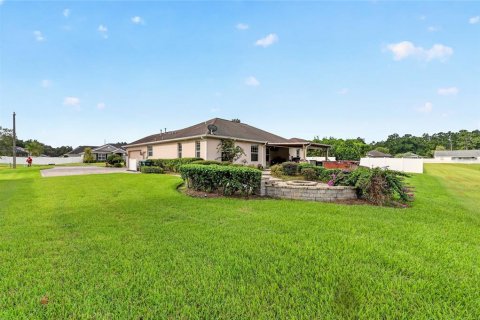 Villa ou maison à vendre à Ocala, Floride: 4 chambres, 208.84 m2 № 2389155 - photo 5