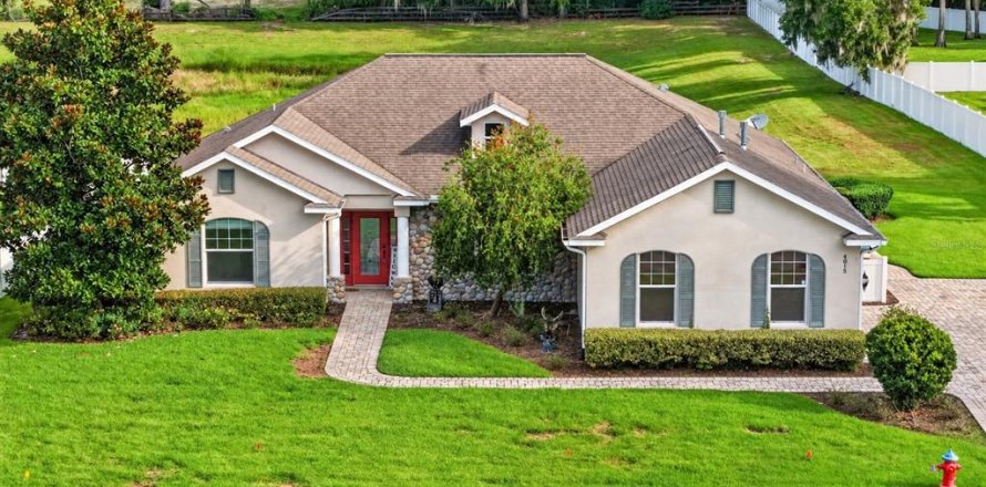 Villa ou maison à Ocala, Floride 4 chambres, 208.84 m2 № 2389155