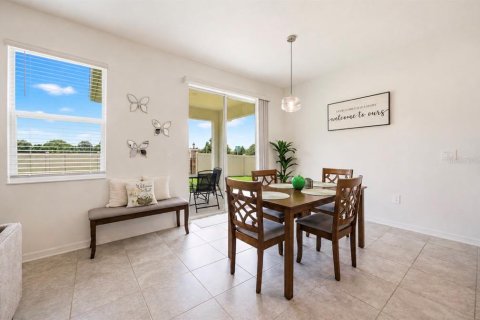 Casa en alquiler en Winter Haven, Florida, 4 dormitorios, 172.15 m2 № 2096043 - foto 13