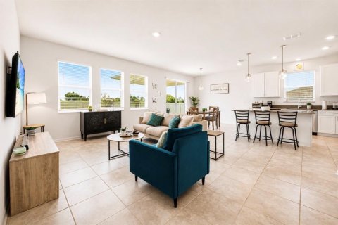 Casa en alquiler en Winter Haven, Florida, 4 dormitorios, 172.15 m2 № 2096043 - foto 11