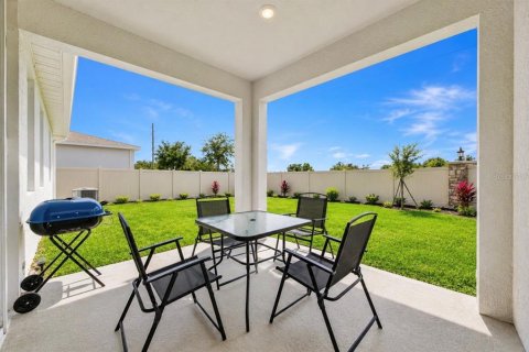 Casa en alquiler en Winter Haven, Florida, 4 dormitorios, 172.15 m2 № 2096043 - foto 4