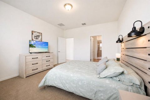 Casa en alquiler en Winter Haven, Florida, 4 dormitorios, 172.15 m2 № 2096043 - foto 15
