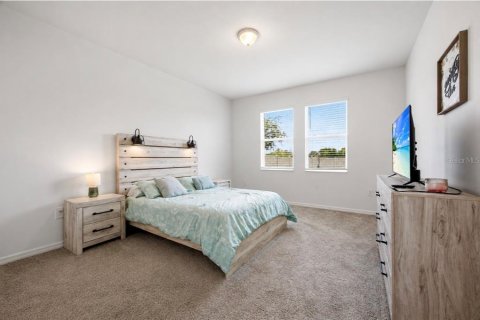 Casa en alquiler en Winter Haven, Florida, 4 dormitorios, 172.15 m2 № 2096043 - foto 16