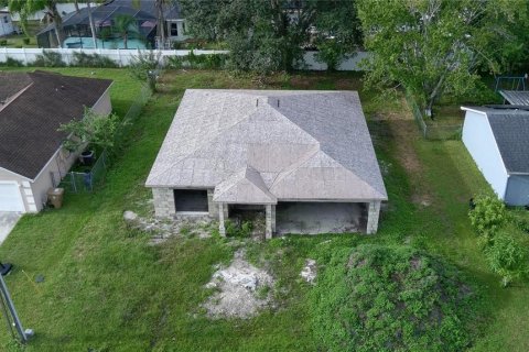 Casa en venta en Kissimmee, Florida, 3 dormitorios, 125.23 m2 № 1919730 - foto 1