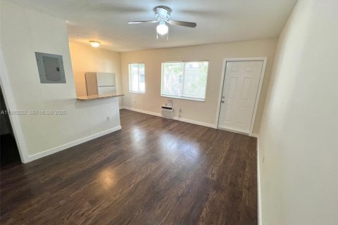 Квартира в Майами, Флорида 1 спальня № 2046476