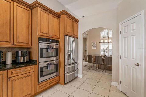 Casa en venta en Tampa, Florida, 5 dormitorios, 402.92 m2 № 2210783 - foto 22