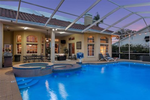 Casa en venta en Tampa, Florida, 5 dormitorios, 402.92 m2 № 2210783 - foto 6