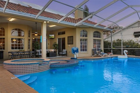 Casa en venta en Tampa, Florida, 5 dormitorios, 402.92 m2 № 2210783 - foto 8