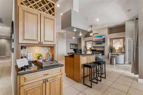 Casa en venta en Tampa, Florida, 5 dormitorios, 402.92 m2 № 2210783 - foto 27