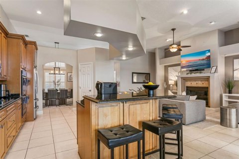 Casa en venta en Tampa, Florida, 5 dormitorios, 402.92 m2 № 2210783 - foto 26