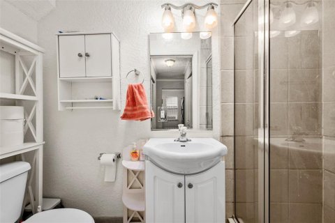 Copropriété à vendre à Gainesville, Floride: 2 chambres, 103.31 m2 № 1906558 - photo 11